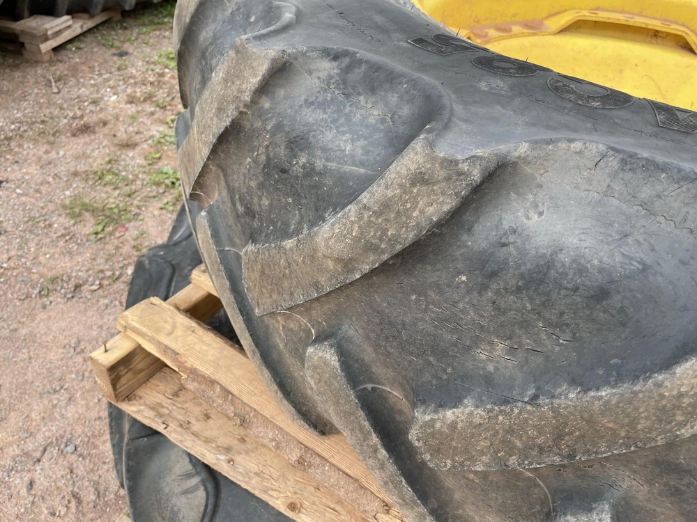 2014 John Deere 8295r alt