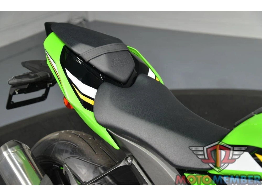 2025 Kawasaki Ninja® Zx™-10r Krt Edition Abs alt