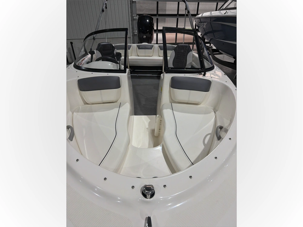2021 Bayliner 160br alt