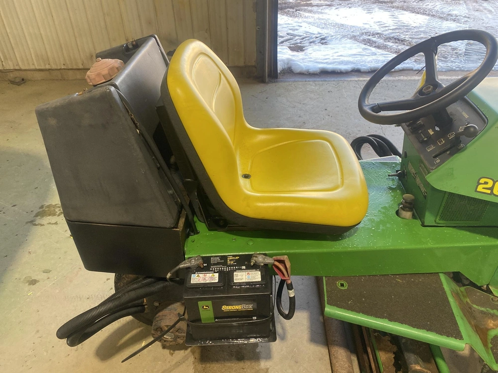 2002 John Deere 2653a alt