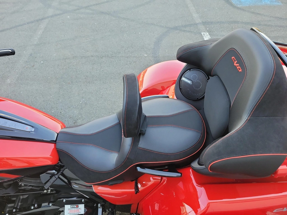 2026 Harley-davidson Flhltse - Cvo™ Street Glide® 3 Limited alt