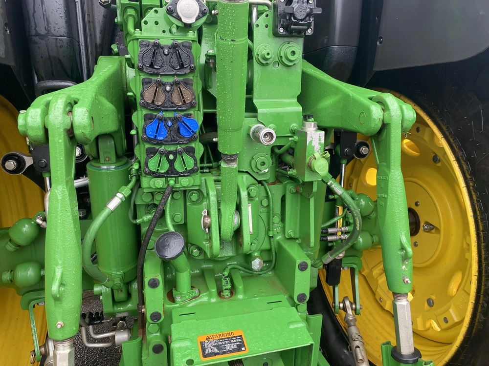 2024 John Deere 6r 185 alt