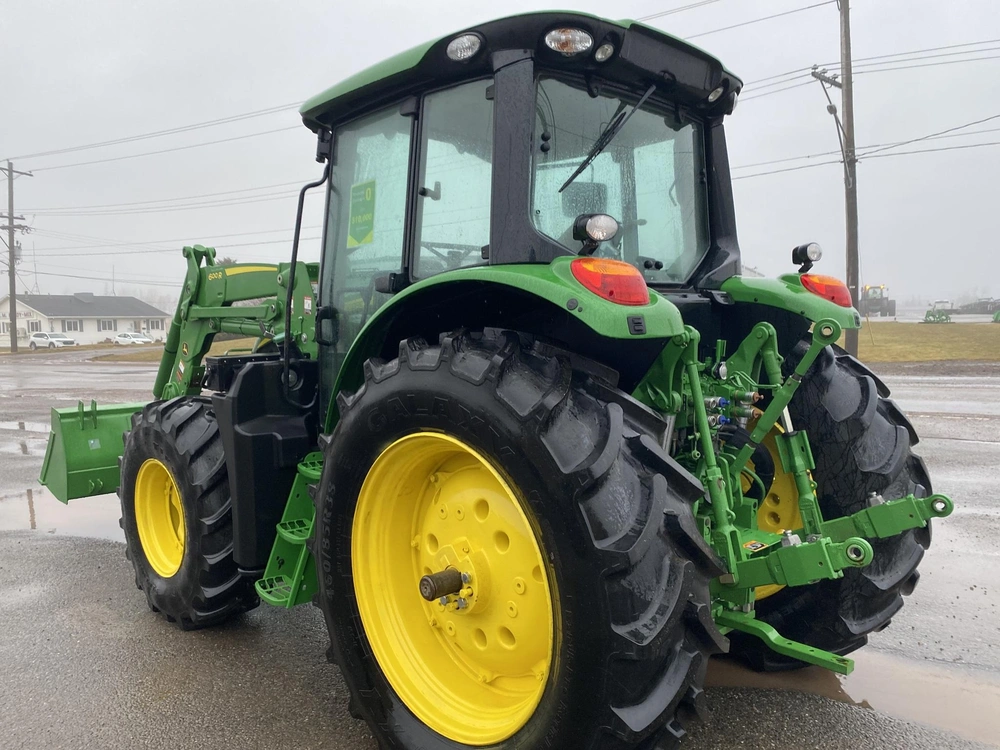 John Deere 6110m 2024 alt