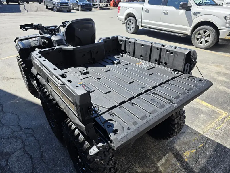 Can-Am OUTLANDER MAX 6X6 BACKCOUNTRY 1000R 2026