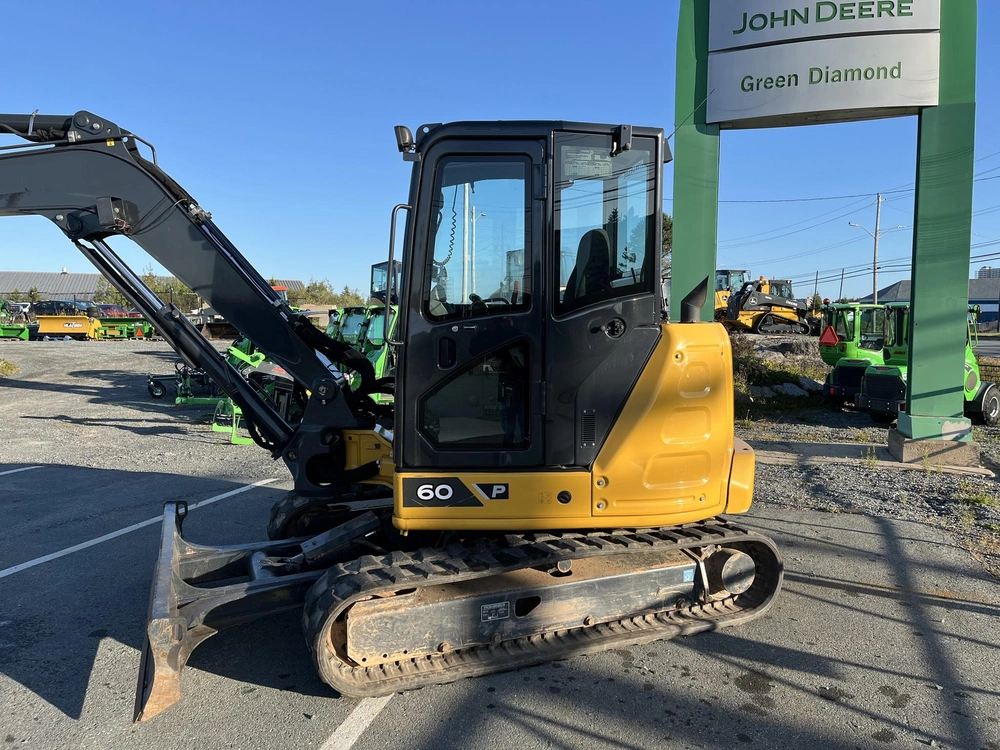 John Deere 60 P 2024 alt
