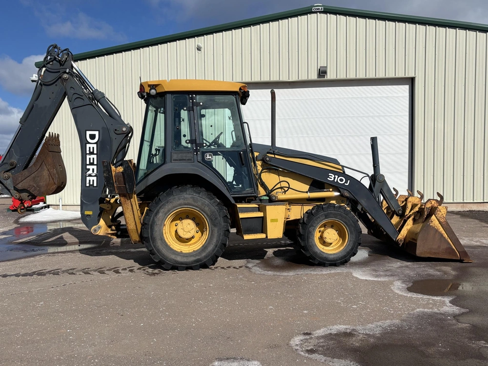 John Deere 310j 2009 alt