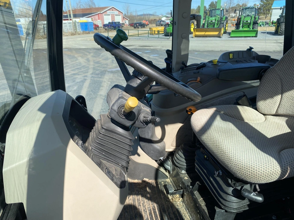 John Deere 5100e 2021 alt