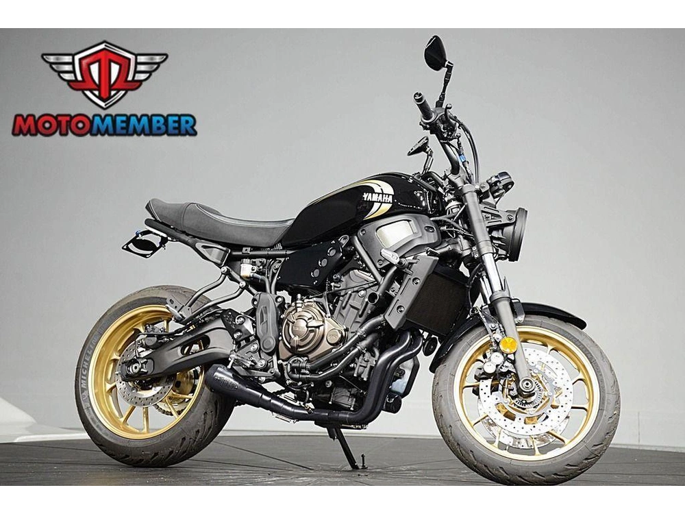 2025 Yamaha Xsr700 alt