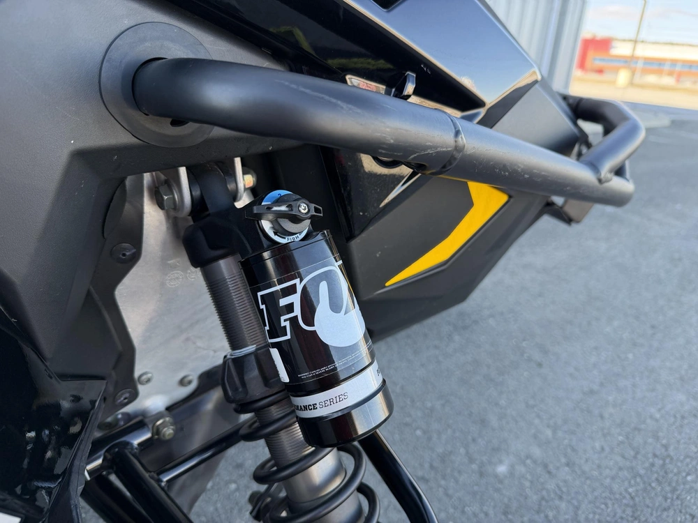 Polaris Titan Adventure 800 155 Es 2023 alt