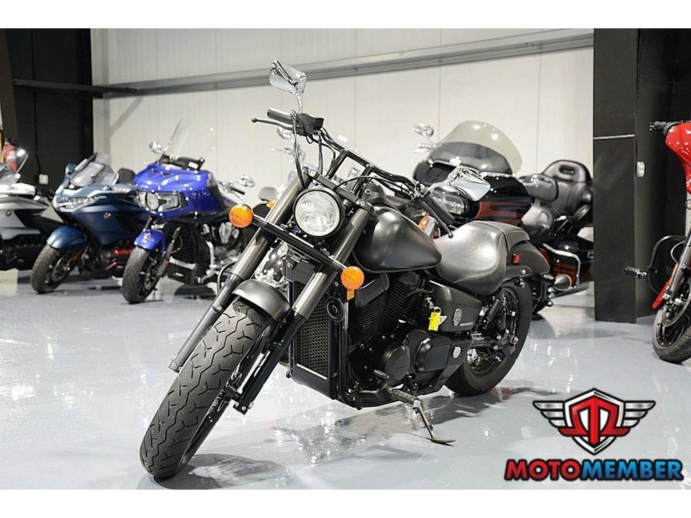 2022 Honda Shadow Phantom alt