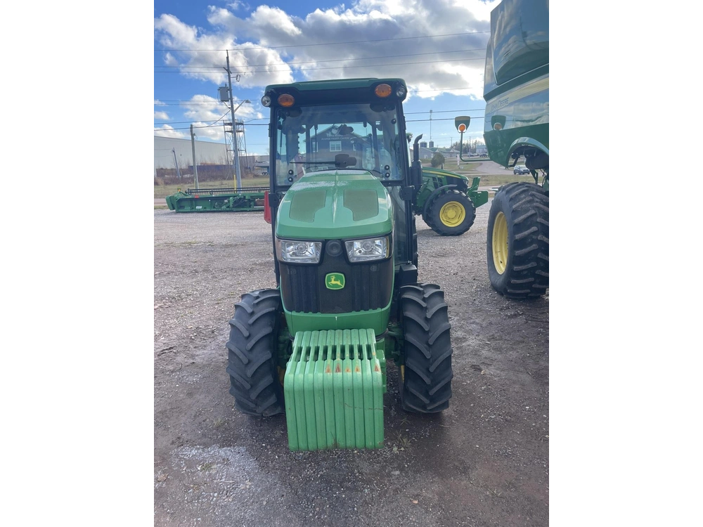 2017 John Deere 5090gn alt