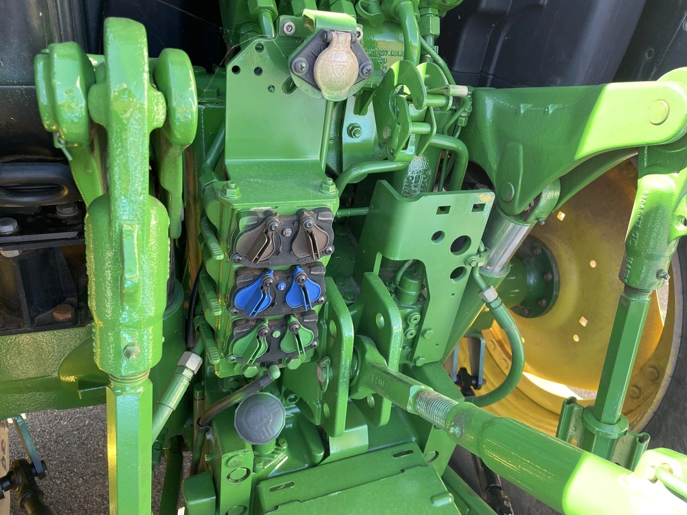 2018 John Deere 6130r alt