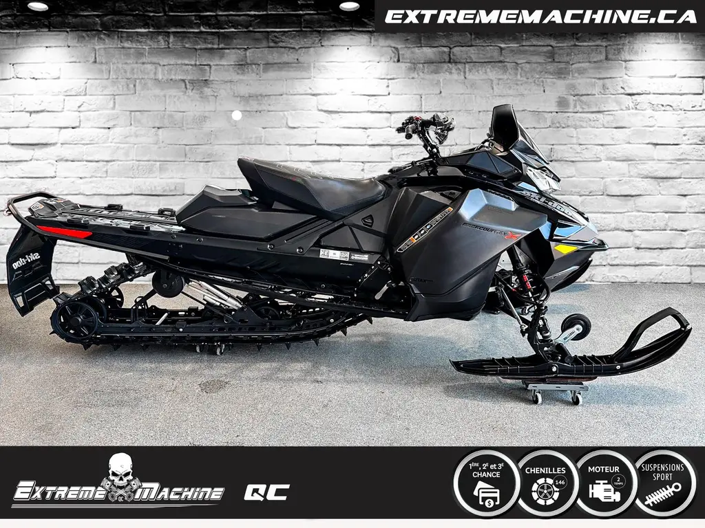 SKIDOO BACKCOUNTRY X® 146'' 850 E-TEC 2023 - TRÈS PROPRE!!!
