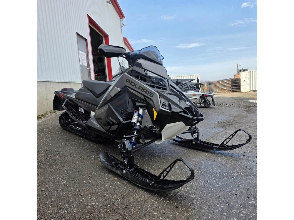 2022 Polaris 850 Indy Xcr 136 alt
