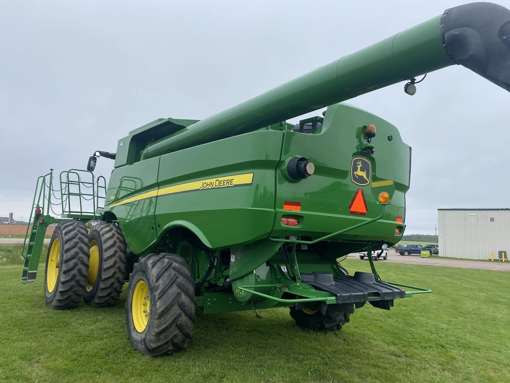 John Deere S660 2013 alt