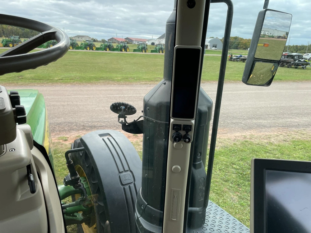 2018 John Deere 8320r alt