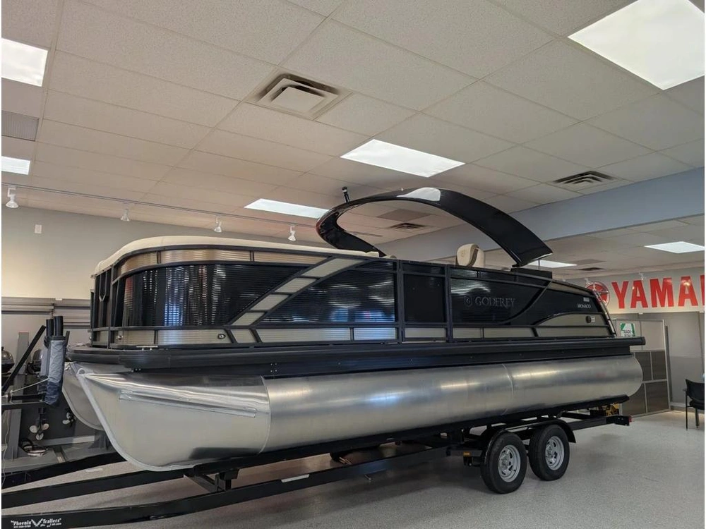 2022 Godfrey Marine Mc235rl alt