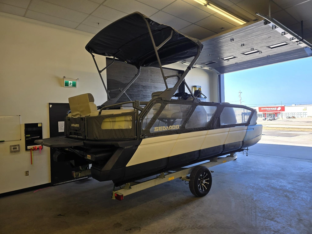 2023 Brp Switch Sport 21' 230hp alt