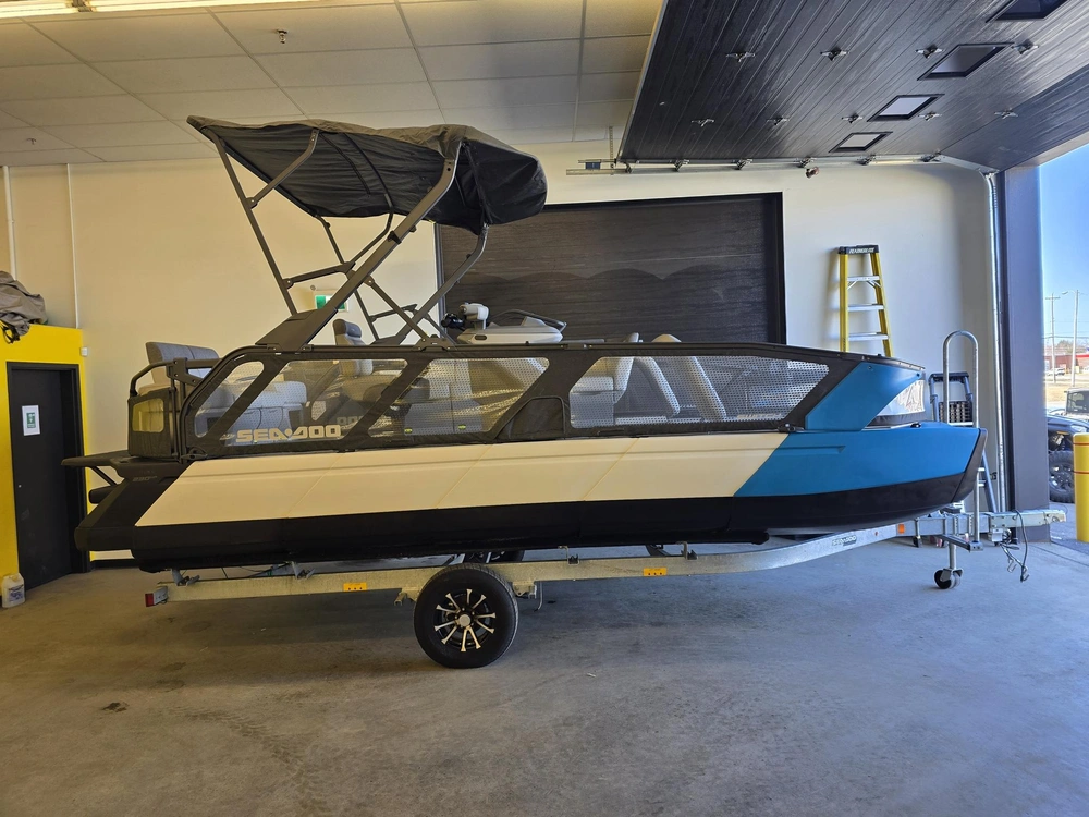 2023 Brp Switch Sport 21' 230hp alt