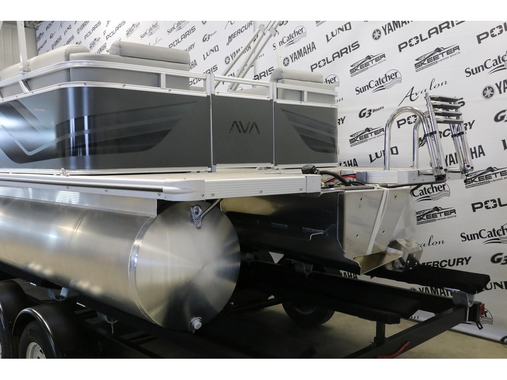 Avalon Vls 2180 Quad Lounger + Yamaha 70 Hp 2026 alt