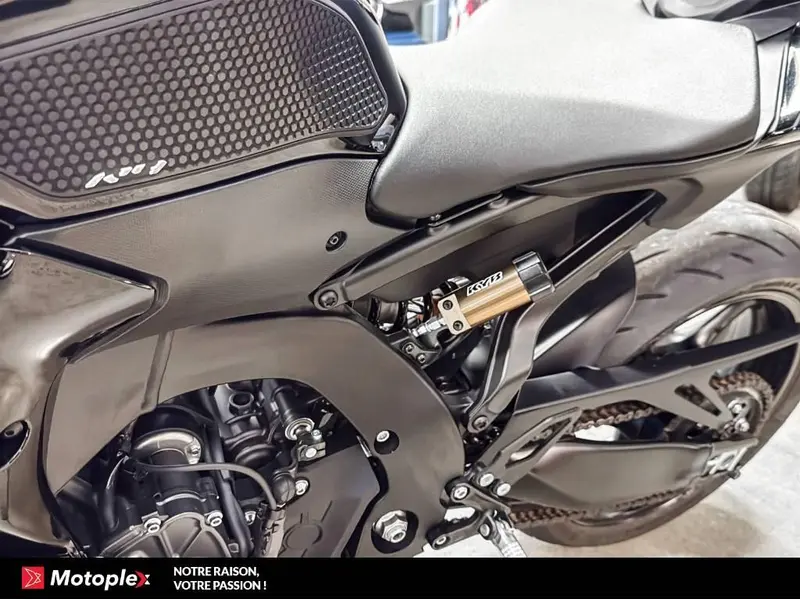 2025 Yamaha R9 FULL OPTIONS thumbnail 8