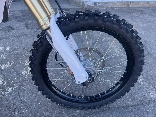 2026 Yamaha YZ450F 70E ANNIVERSAIRE MOTEUR 4 TEMPS thumbnail 9