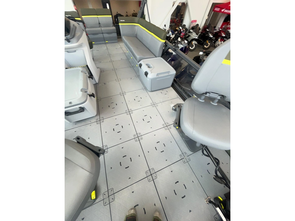 Sea-doo Switch Fish 21 230 Hp 2026 alt