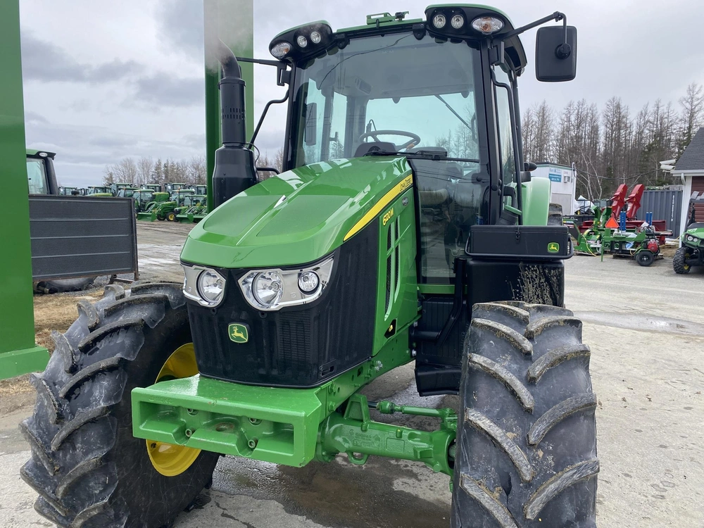2024 John Deere 6120m alt