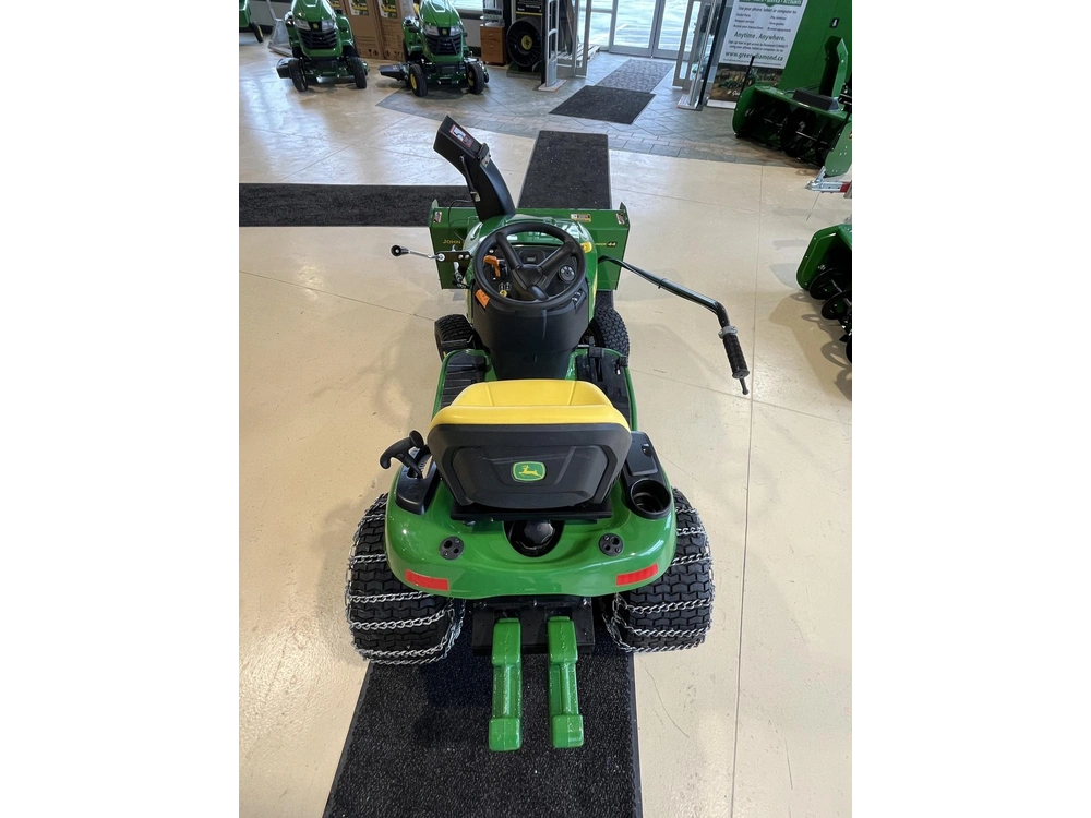 2025 John Deere S220 alt