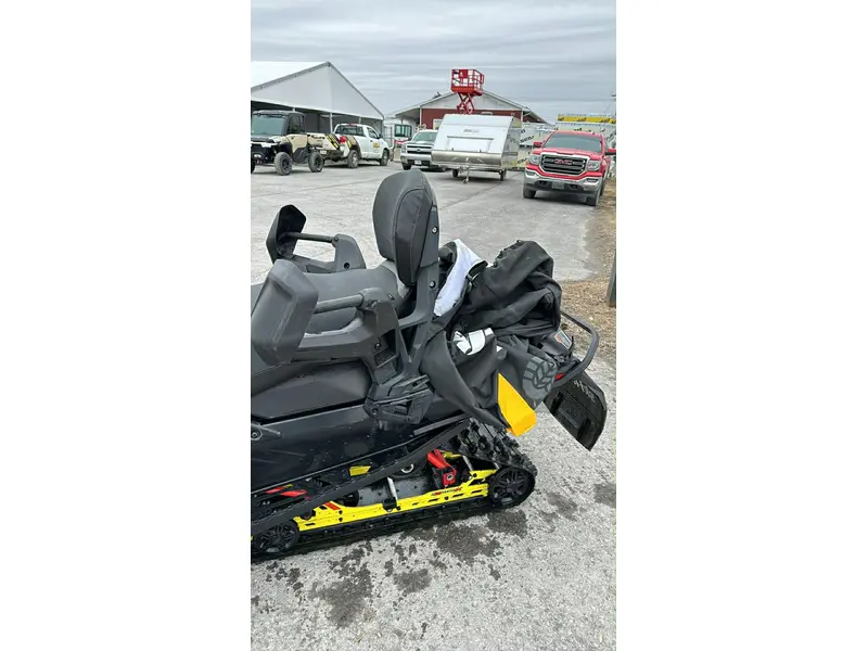 2022 Ski-Doo RENEGADE ADRENALINE 600R
