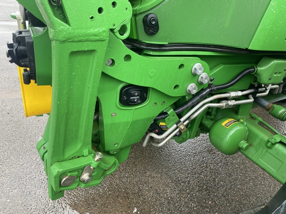 2024 John Deere 6r 185 alt