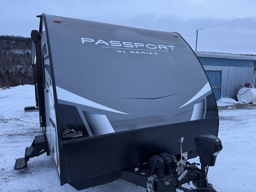 Passport 219bh 2022 alt