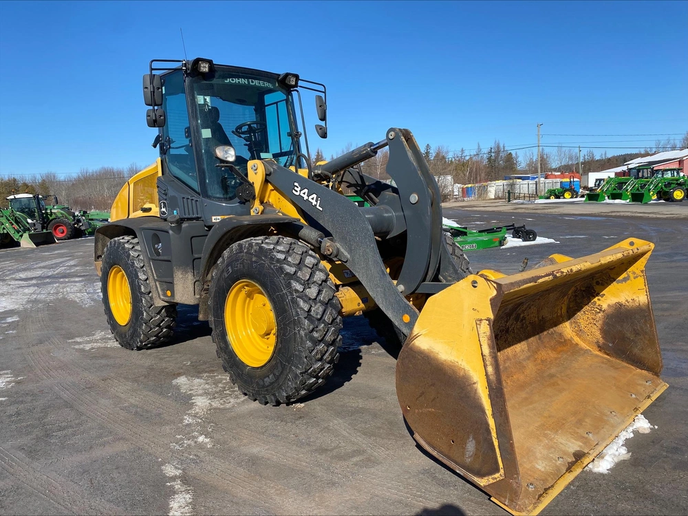 John Deere 344l 2019 alt