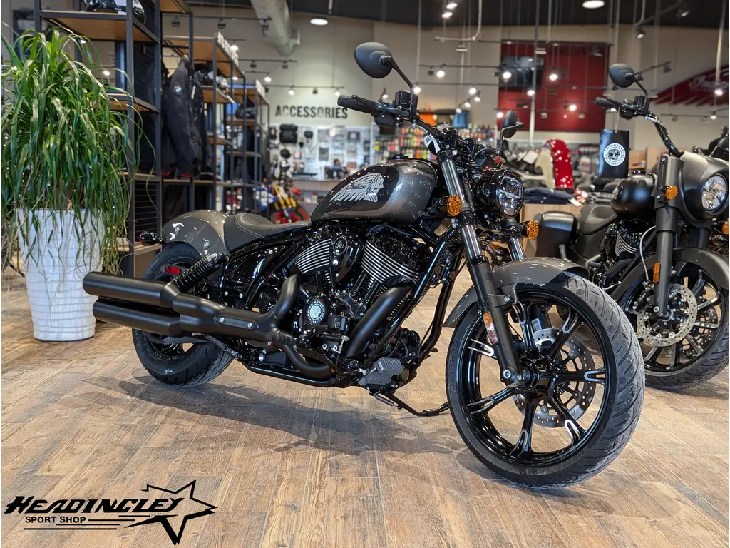 2026 Indian Motorcycle Chief Dark Horse // Heavy Metal 