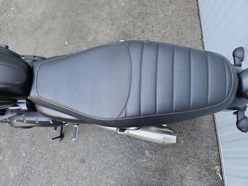 2016 Triumph Street Twin alt