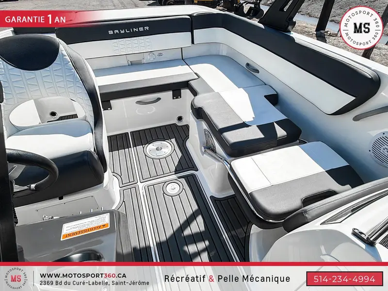 BAYLINER VR5 OPEN DECK 20.5 PIED 250 HP TOUR WAKE + SIMRAD ! 2021
