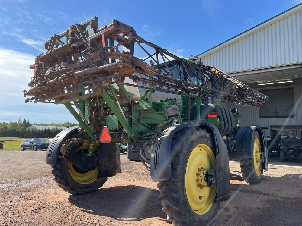 2011 John Deere 4730 alt