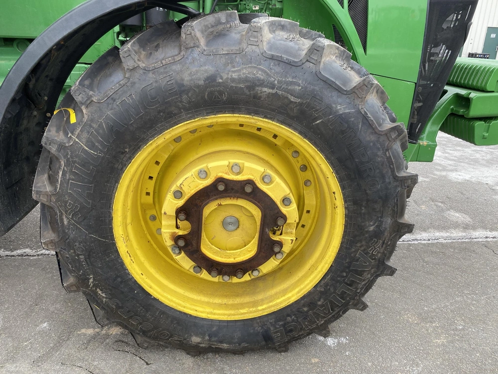 2014 John Deere 8320r alt