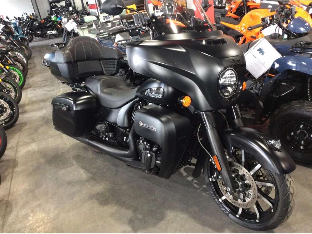 Indian Motorcycle Indian Roadmaster 2023 alt