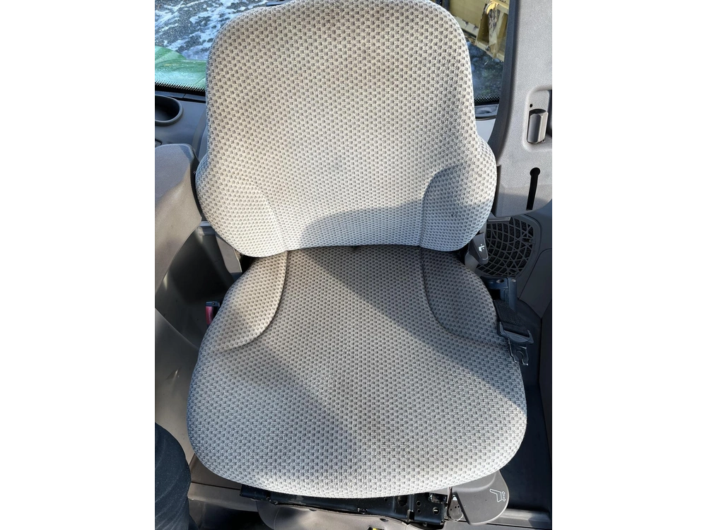 2021 John Deere 6130r alt