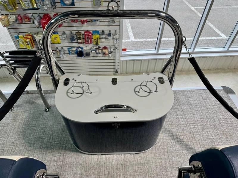 2026 Avalon Lsz Quad Lounger Shift 23 X 8.5 alt