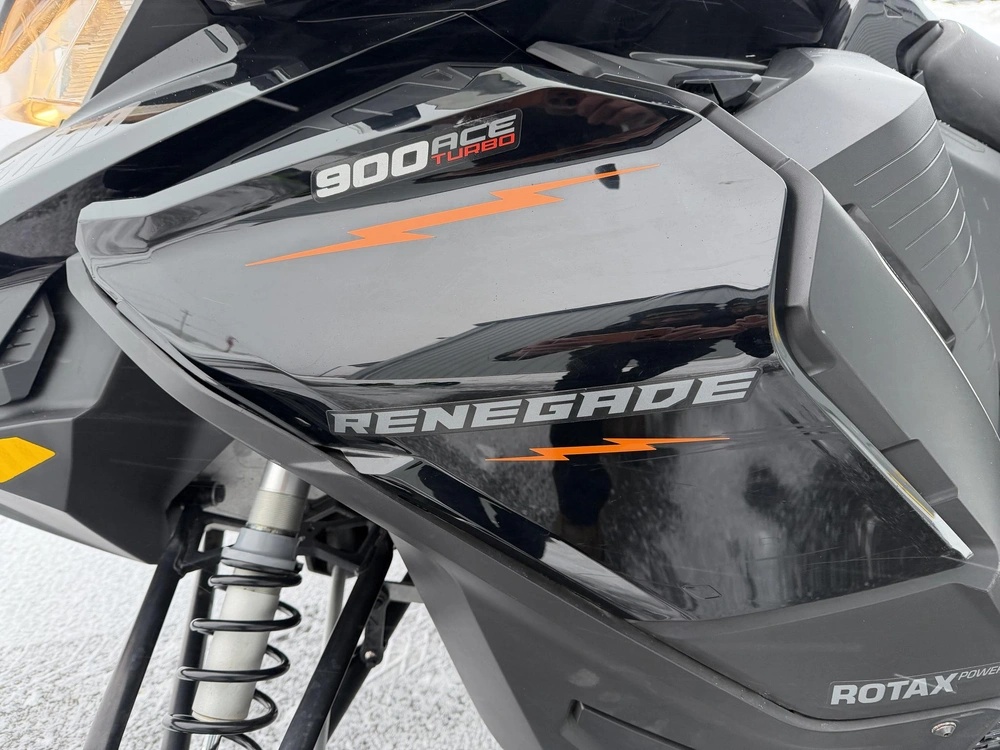 Ski-doo Renegade Adrenaline 900 Turbo 2020 alt