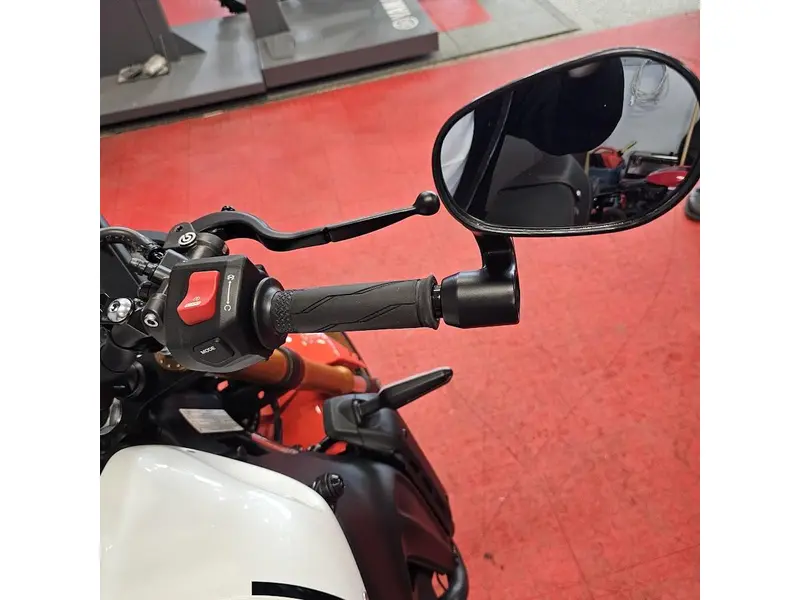 2026 Yamaha XSR 900 thumbnail 14