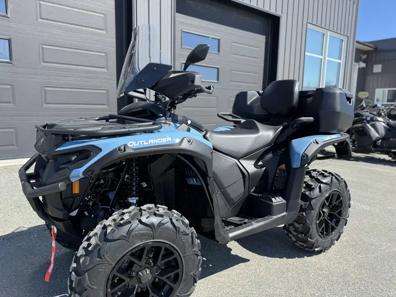 Can-Am OUTLANDER MAX XT 700 ÉQUIPÉ! 2026
