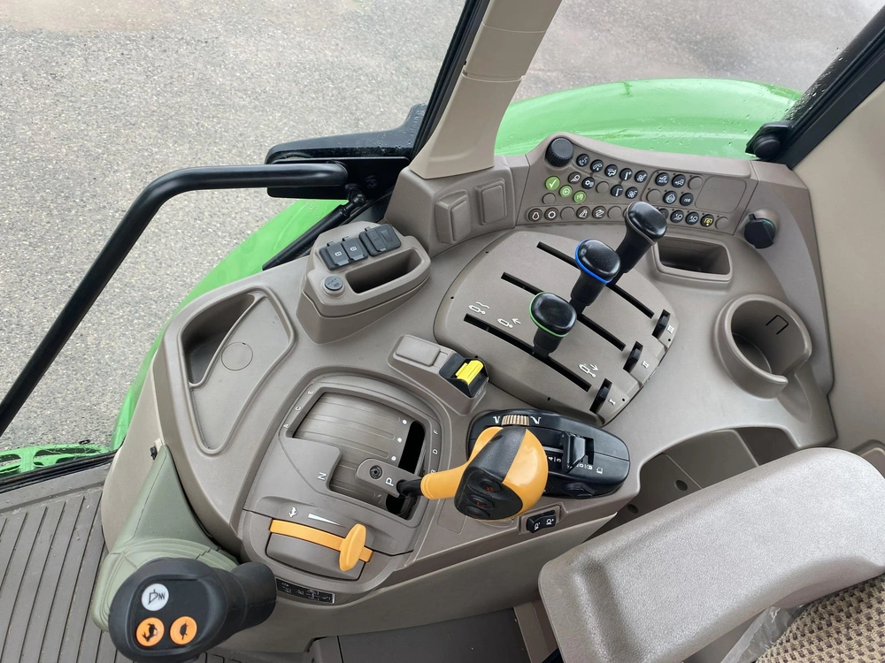 2024 John Deere 6120m alt