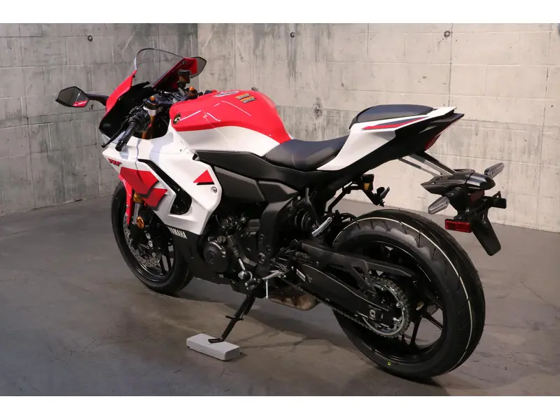 2026 Yamaha YZF-R7 70E ANNIVERSAIRE thumbnail 4