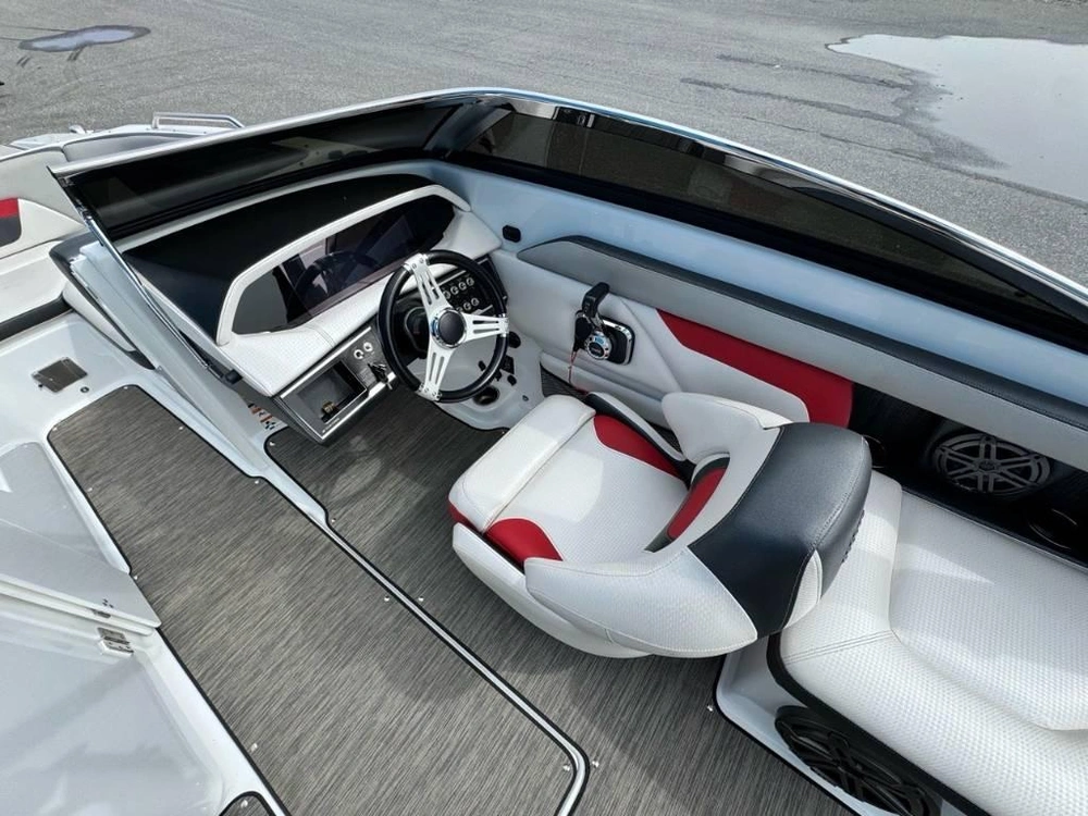 2020 Four Winns Hd220 Surf alt