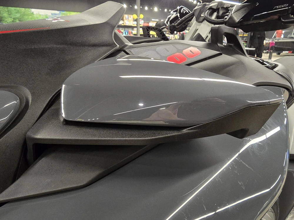 2026 Brp Gtr-x 300 alt