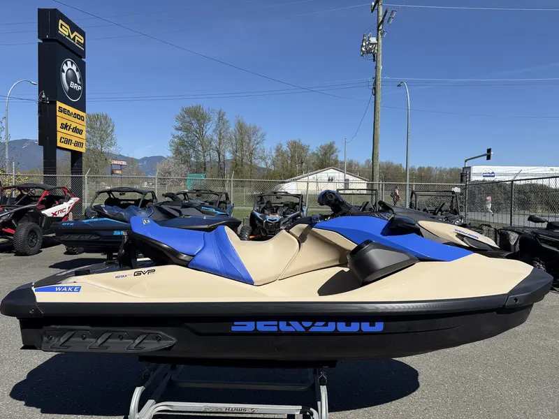 2026 Sea-Doo WAKE 170 (Sound system) thumbnail 8