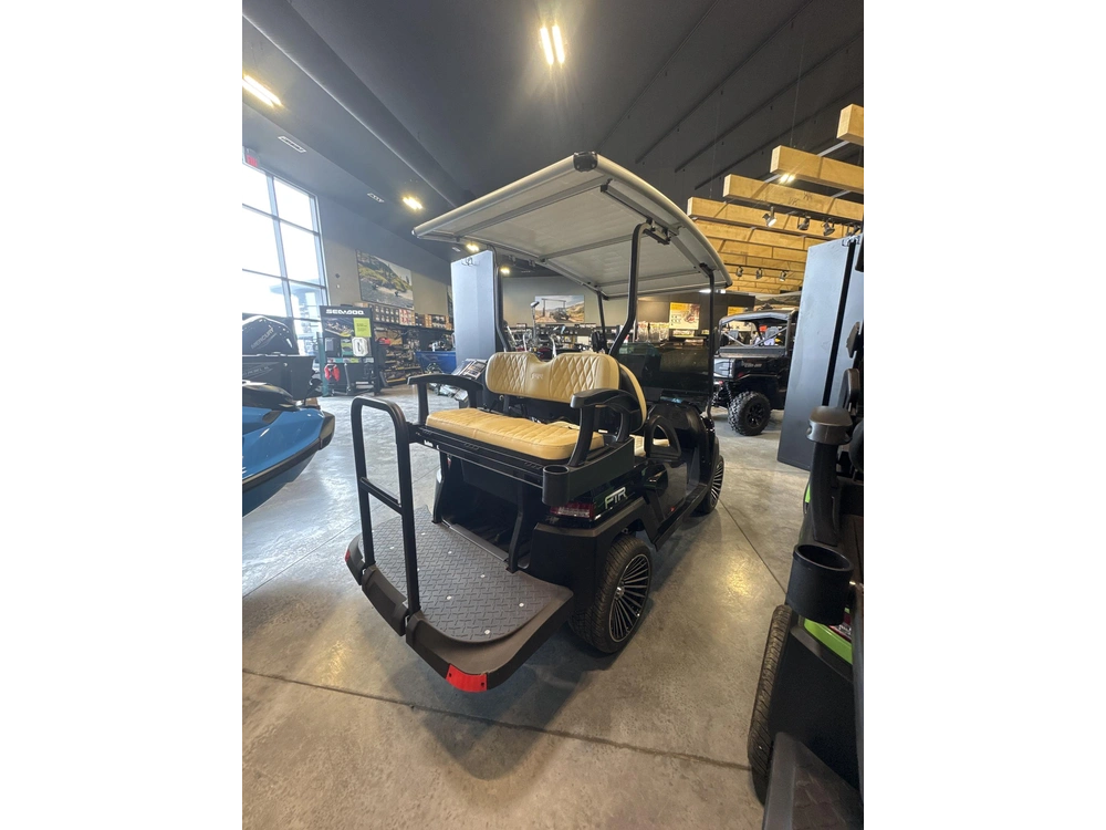 2026 Ftr Model 2+2 Lithium W/chrome Package Solar alt